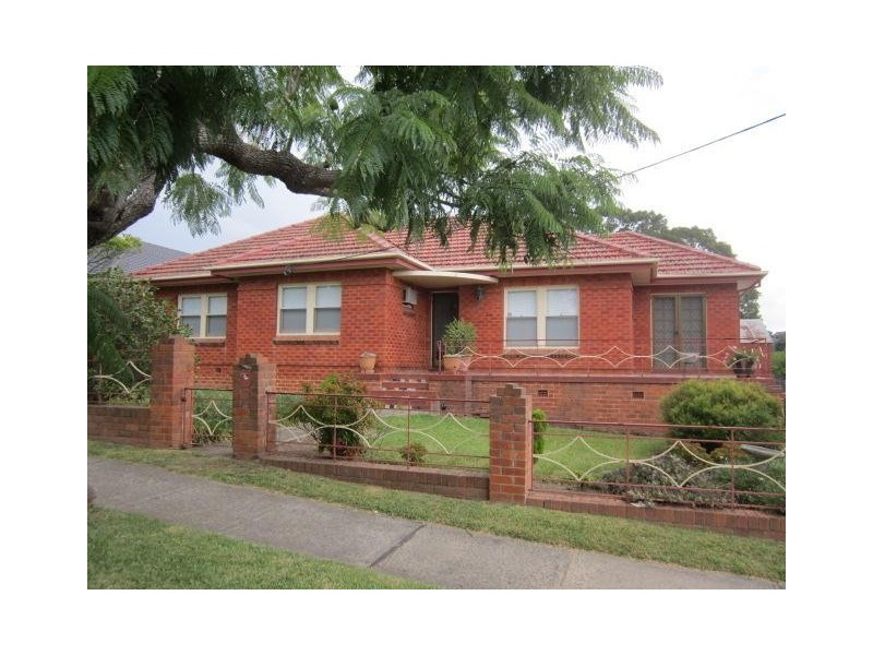 135 Kinghorne Street, Nowra NSW 2541