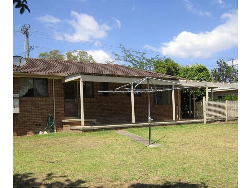 9 Page Avenue, North Nowra NSW 2541