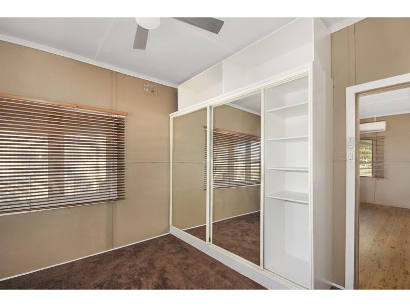 62 Yalwal Road, West Nowra NSW 2541