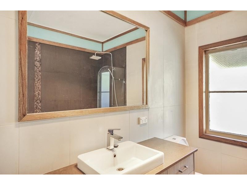 62 Yalwal Road, West Nowra NSW 2541