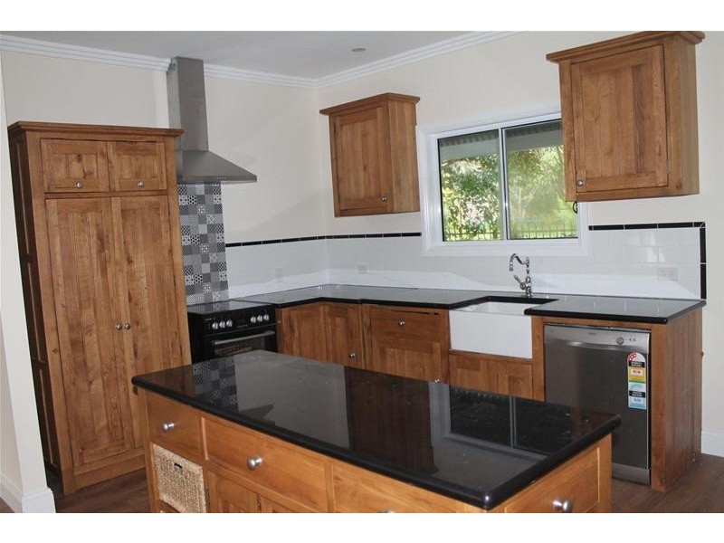 3 Colyer Avenue, Nowra NSW 2541