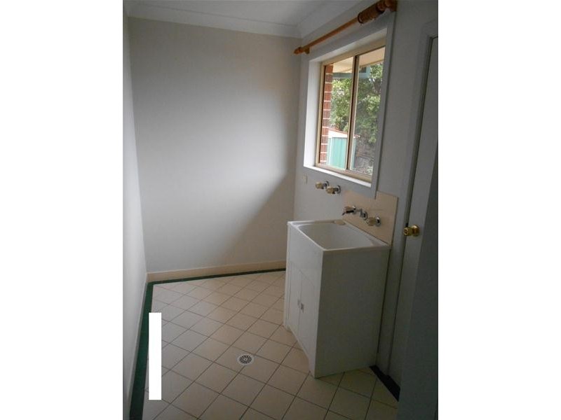 1 Mayfair Court, Bomaderry NSW 2541