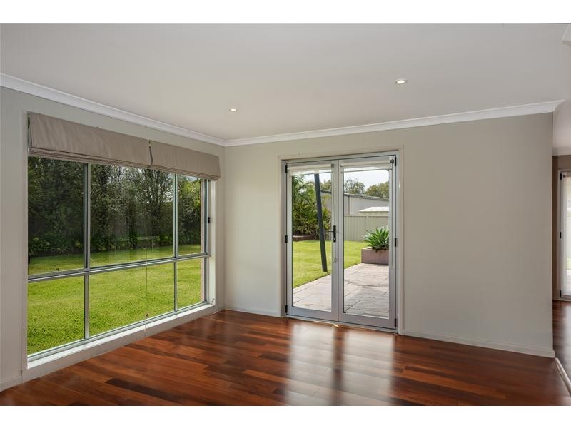 4 Mintbush Crescent, Worrigee NSW 2540