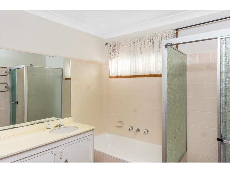 4 Groudle Glen, Bomaderry NSW 2541