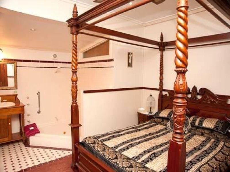 30 Junction Street, Nowra NSW 2541