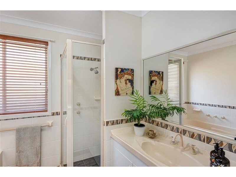 71 Burradoo Crescent, Nowra NSW 2541