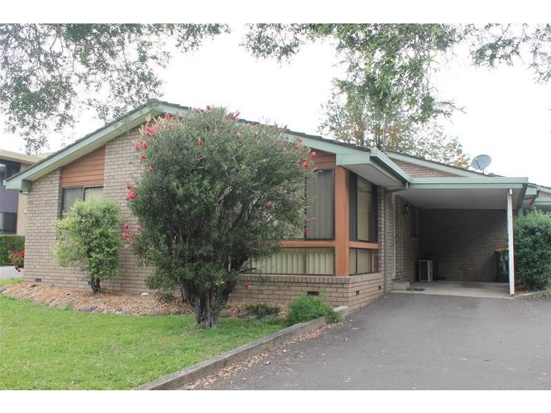 1/7 Campbell Place, Nowra NSW 2541