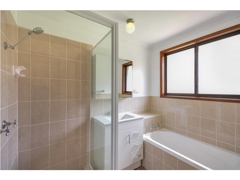 7 Ringbalin Crescent, Bomaderry NSW 2541