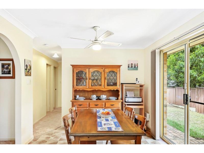 2B Mulgen Crescent, Bomaderry NSW 2541