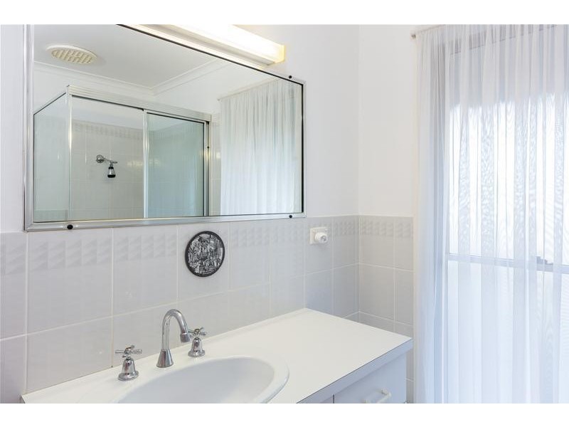 35 Lyrebird Drive, Nowra NSW 2541