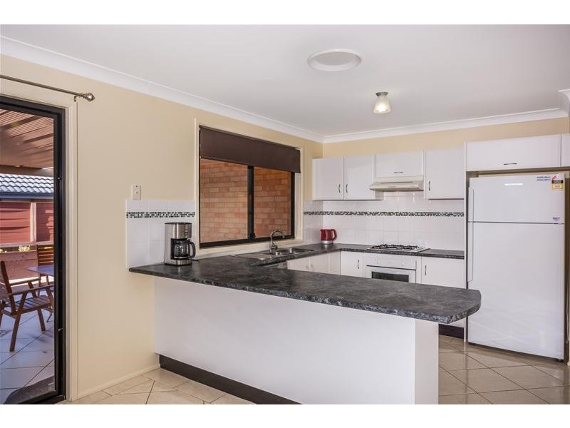 18 Riveroak Road, Worrigee NSW 2540