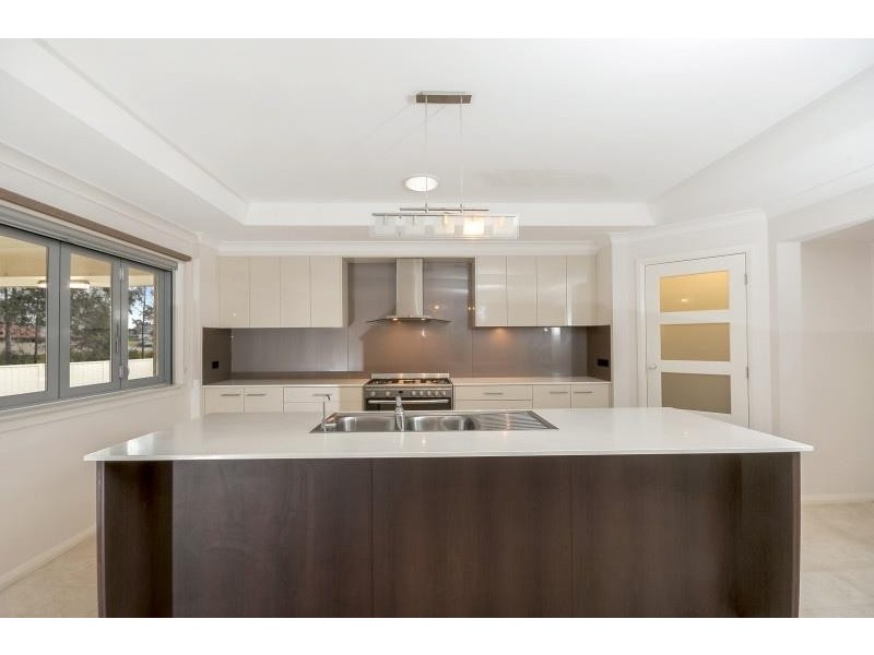 30 Blue Bell Way, Worrigee NSW 2540