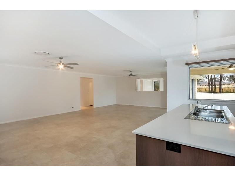 30 Blue Bell Way, Worrigee NSW 2540