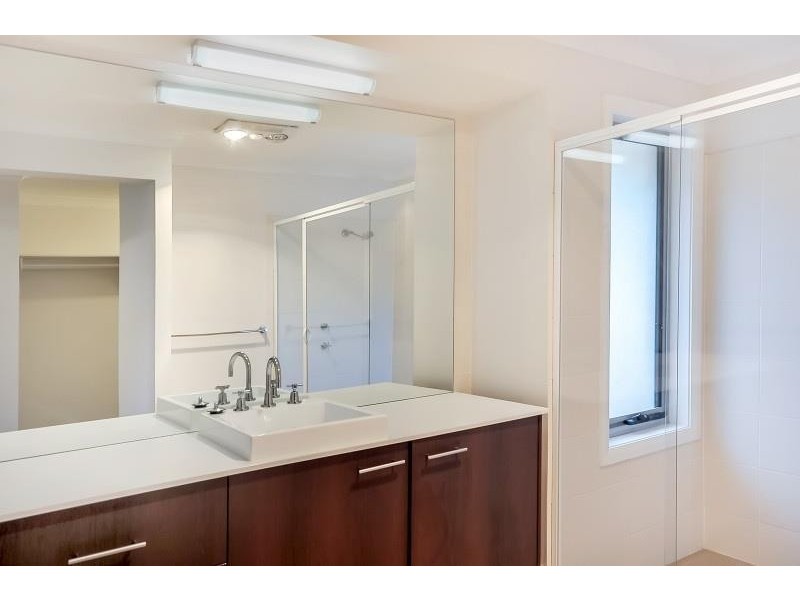 30 Blue Bell Way, Worrigee NSW 2540