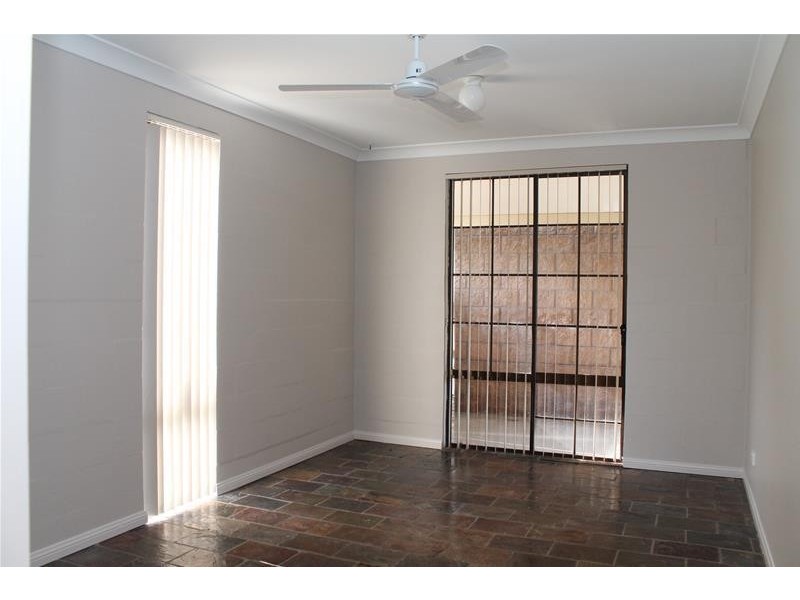 1 Glenair Avenue, West Nowra NSW 2541