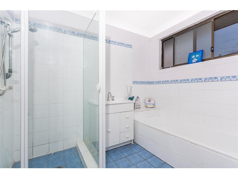 1 Glenair Avenue, West Nowra NSW 2541