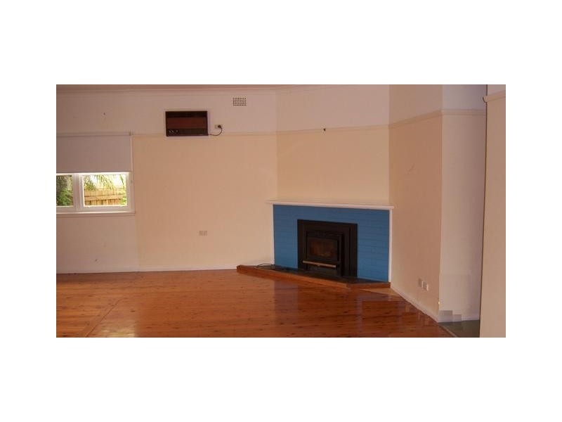 25 Walsh Crescent, North Nowra NSW 2541