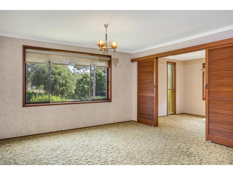 15 Salisbury Drive, Nowra NSW 2541