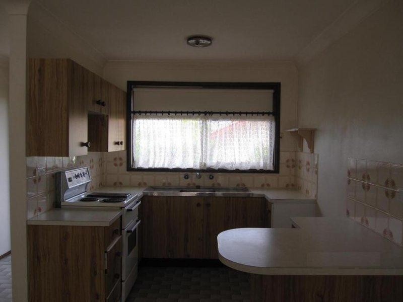 2/22 Dalwah Street, Bomaderry NSW 2541