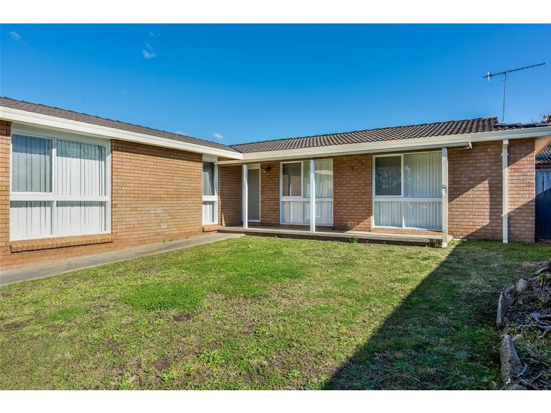 6 Allison Avenue, Nowra NSW 2541