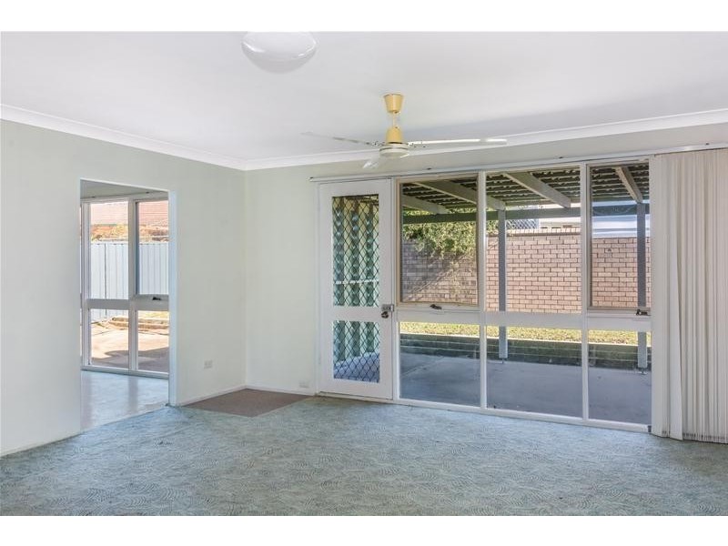 6 Allison Avenue, Nowra NSW 2541