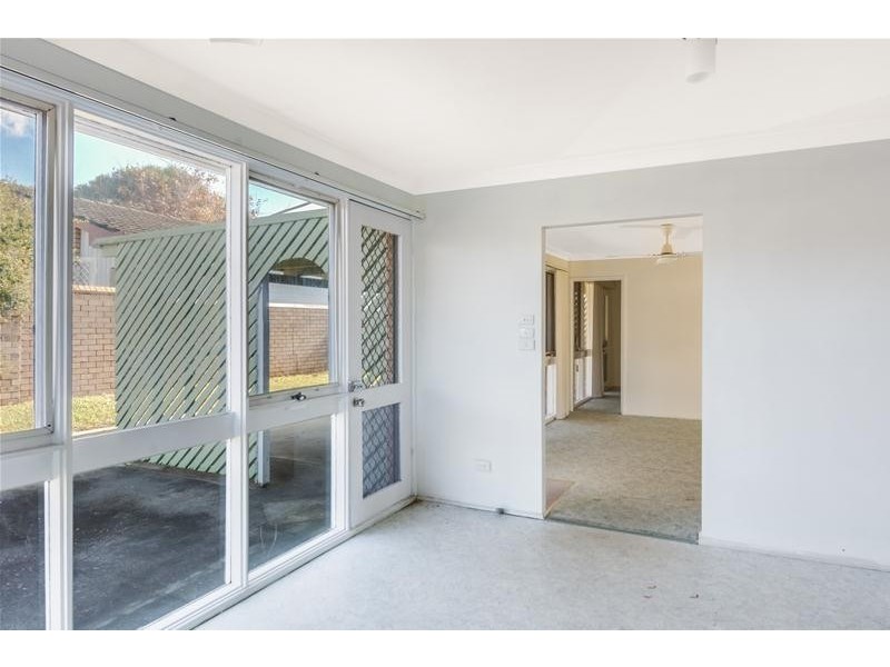 6 Allison Avenue, Nowra NSW 2541