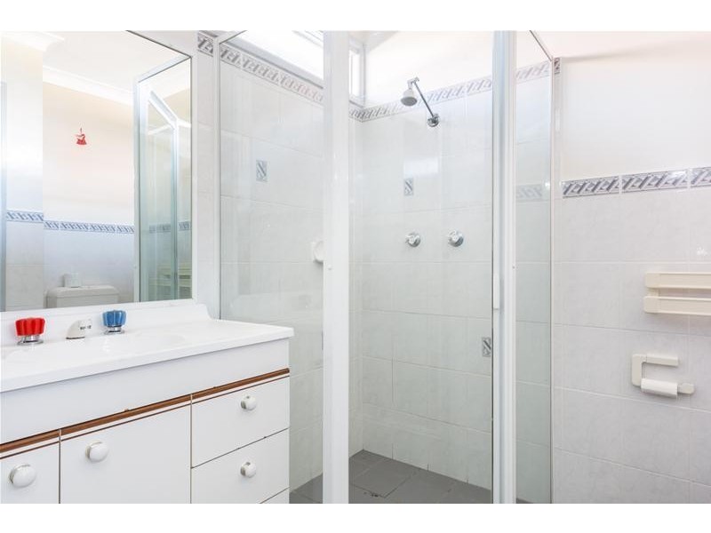 6 Allison Avenue, Nowra NSW 2541