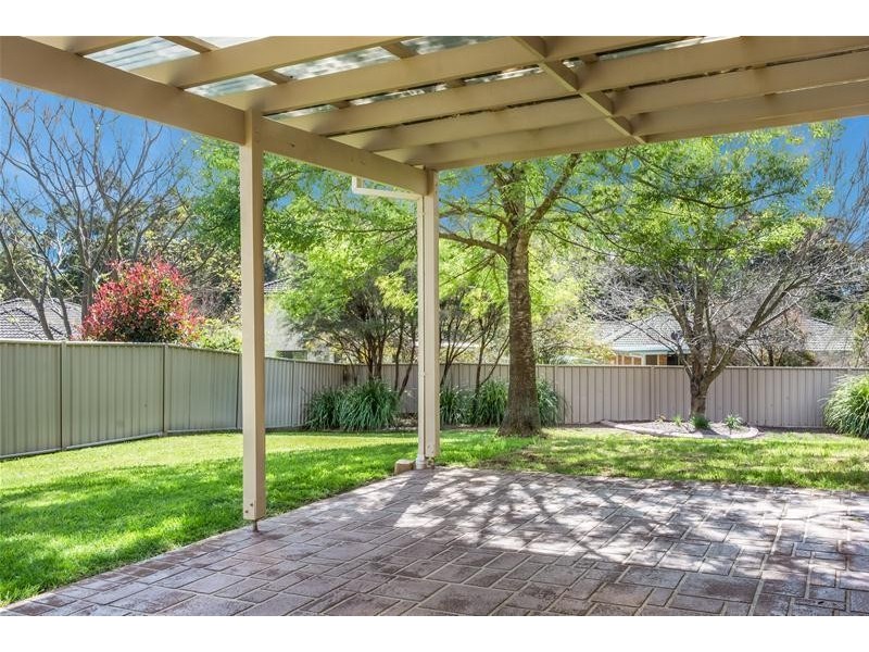 4 Gardenia Crescent, Bomaderry NSW 2541