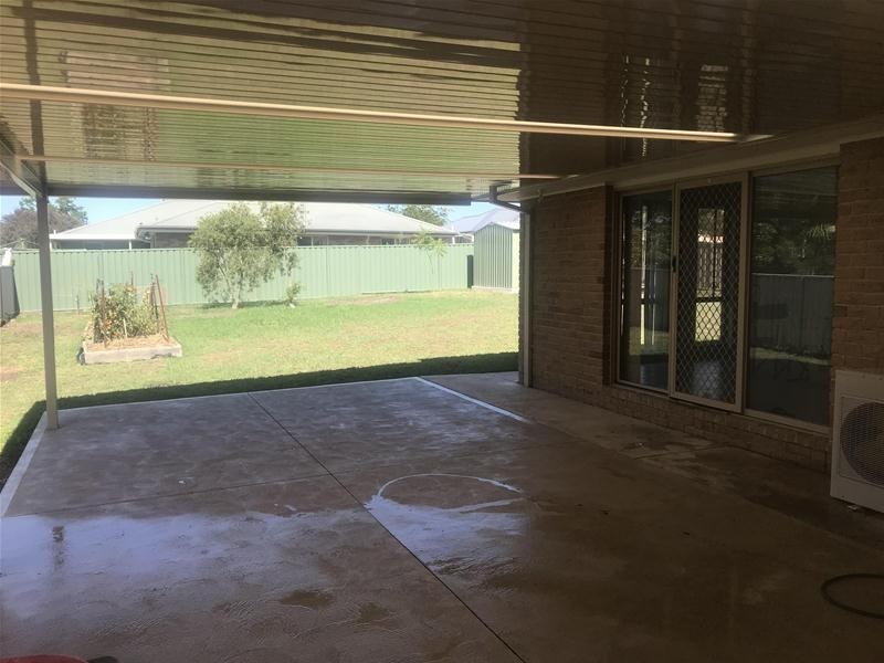 8 Cherry Plum Way, Worrigee NSW 2540