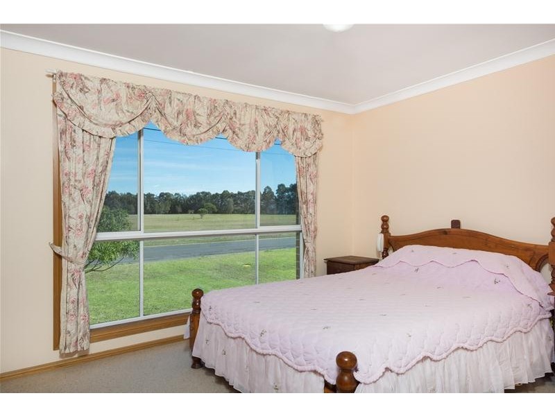 54 Greens Road, Greenwell Point NSW 2540