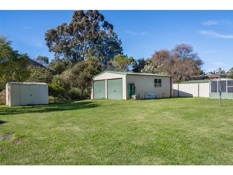 54 Greens Road, Greenwell Point NSW 2540