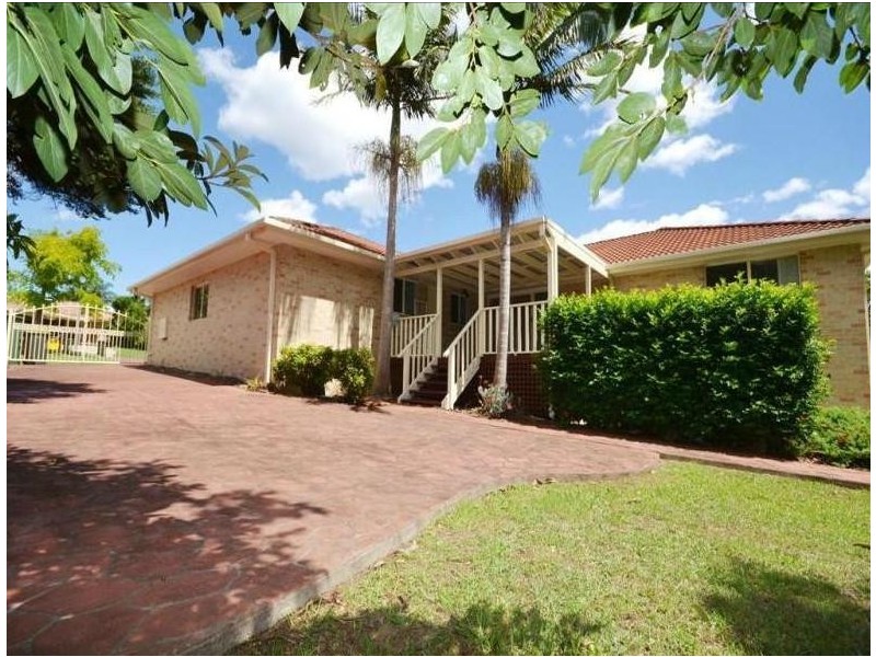 12 Wisteria Place, Bomaderry NSW 2541