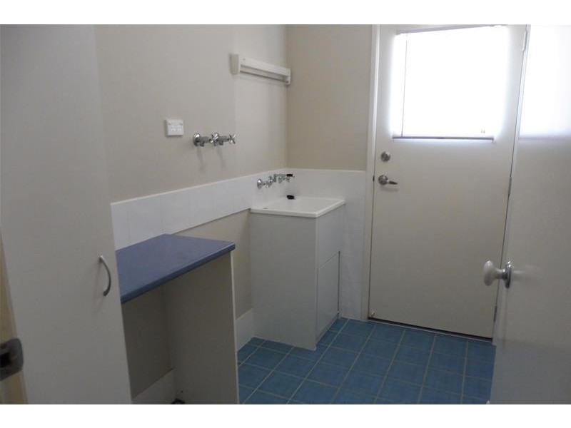 21 Kardella Avenue, Nowra NSW 2541