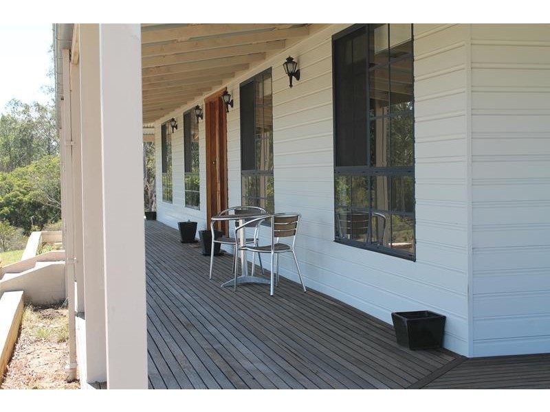 41 Glenoak Way, Nowra Hill NSW 2540