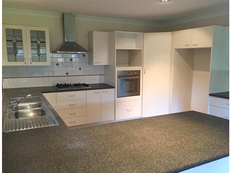 10 Binks Place, Cambewarra NSW 2540