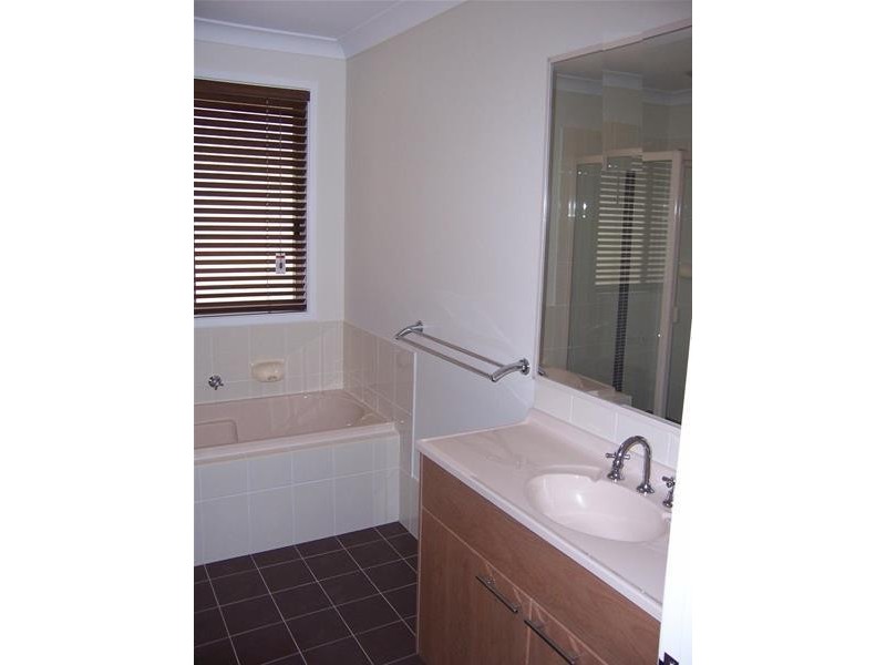 82 Rayleigh Drive, Worrigee NSW 2540