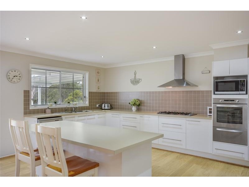 232 Stringybark Road, Nowra Hill NSW 2540