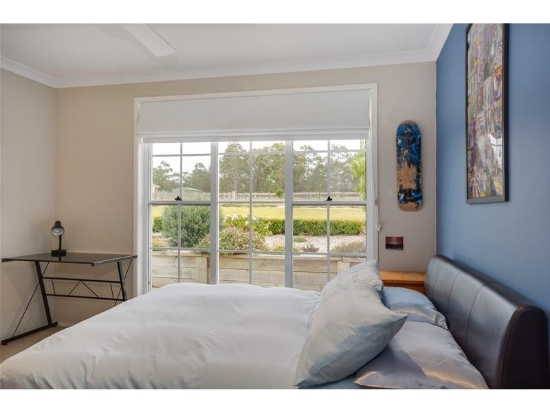 232 Stringybark Road, Nowra Hill NSW 2540