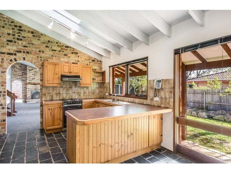 25 Taranna Crescent, Nowra NSW 2541