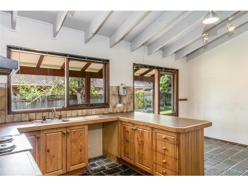 25 Taranna Crescent, Nowra NSW 2541