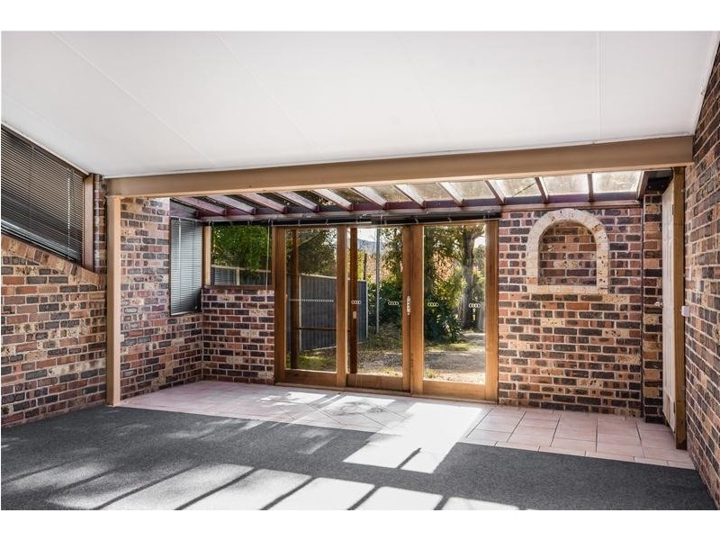 25 Taranna Crescent, Nowra NSW 2541