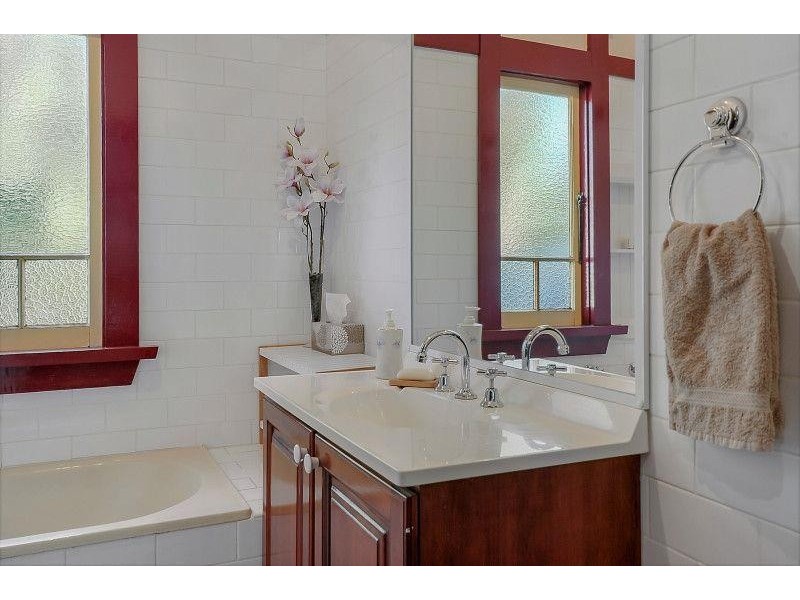 151 Meroo Road, Bomaderry NSW 2541