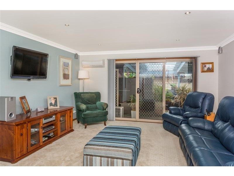 8 Rock Lilly Close, Worrigee NSW 2540