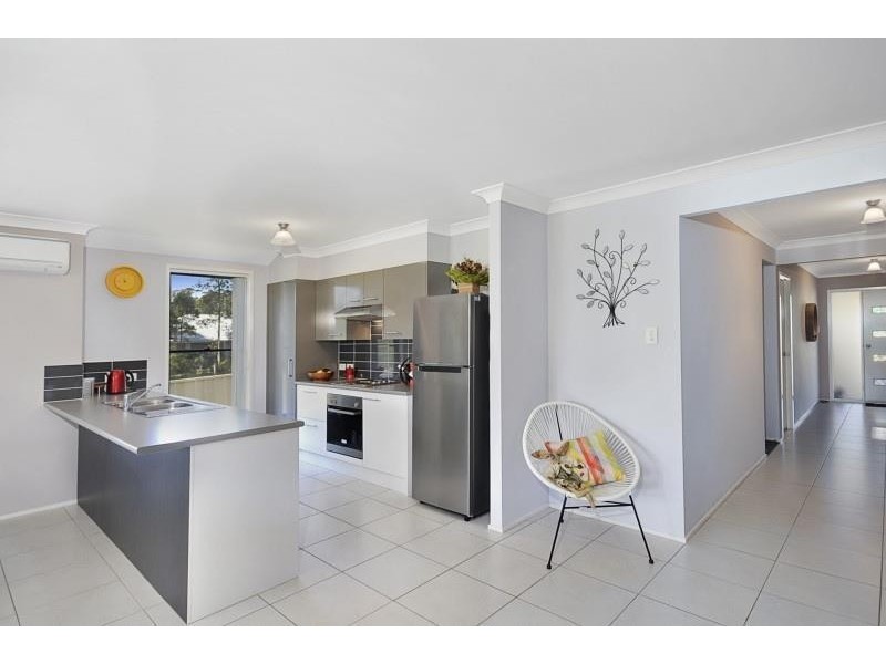 45 Candlebark Close, West Nowra NSW 2541