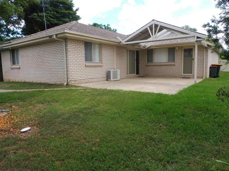 8 Gleneagle Parade, North Nowra NSW 2541