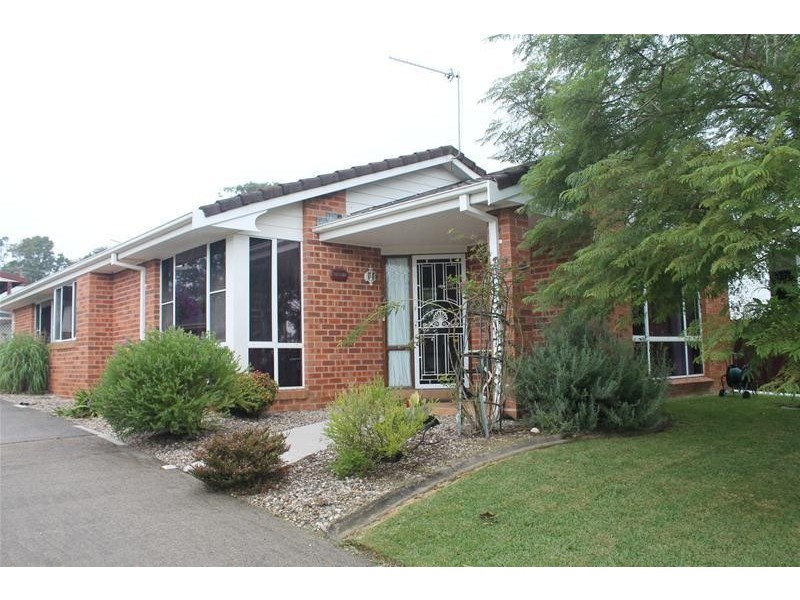 16 Pyree Street, Greenwell Point NSW 2540