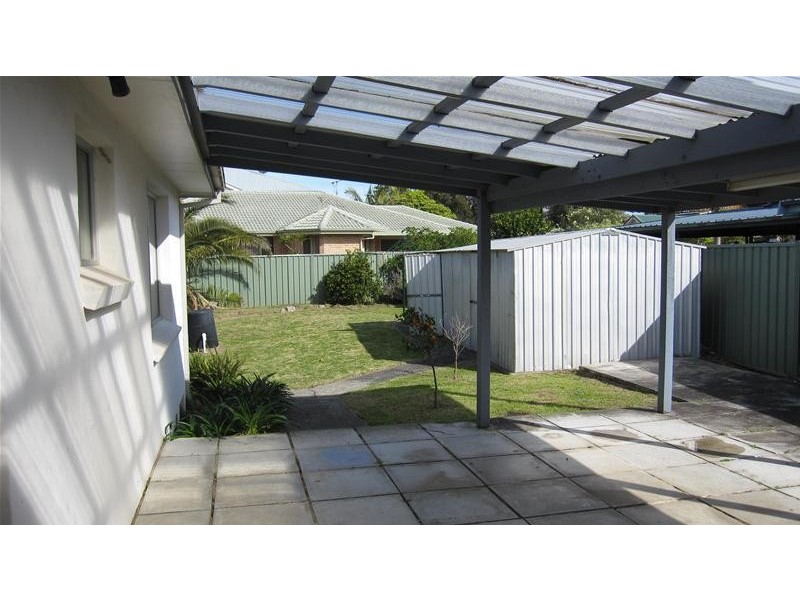 21 Woolstencraft Street, Shoalhaven Heads NSW 2535