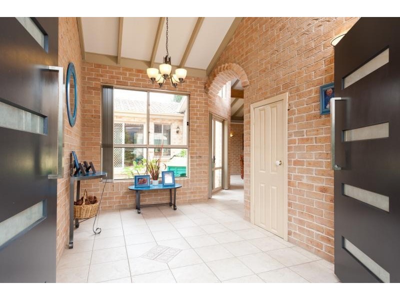 7 Gardenia Crescent, Bomaderry NSW 2541