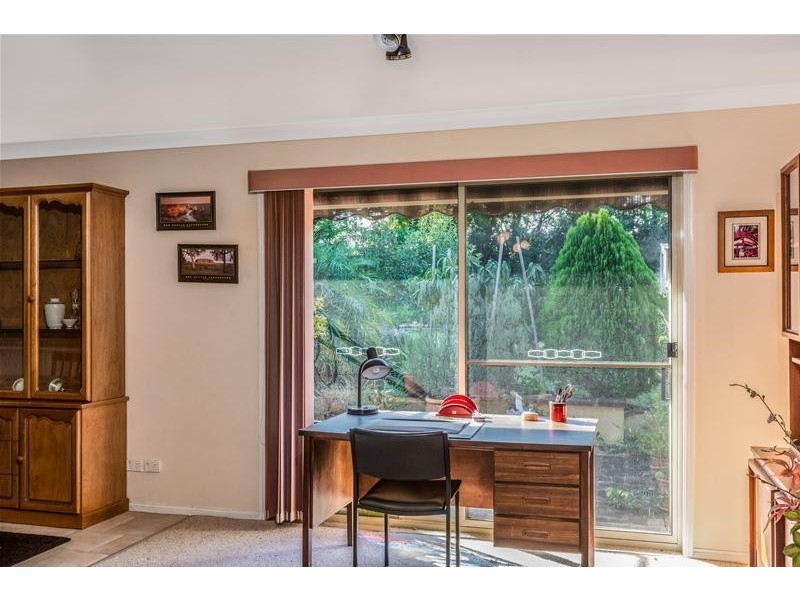 68 Yeovil Drive, Bomaderry NSW 2541