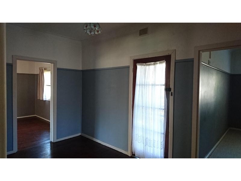 123 Plunkett Street, Nowra NSW 2541